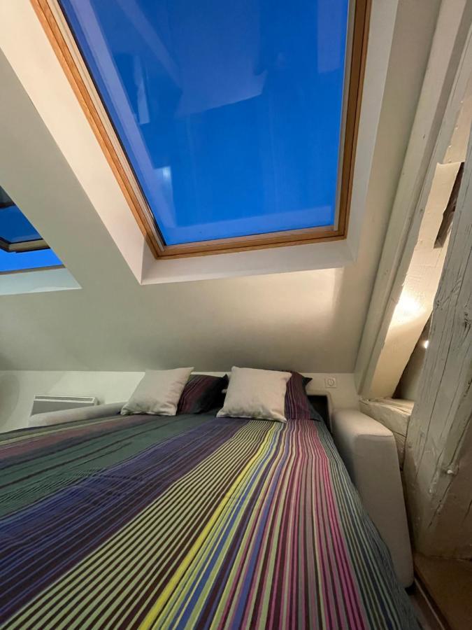 Studio Sous Les Toits Annecy Centre-Ville Luaran gambar