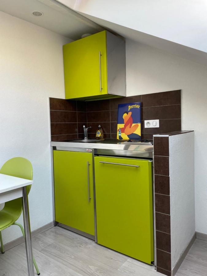 Studio Sous Les Toits Annecy Centre-Ville Luaran gambar