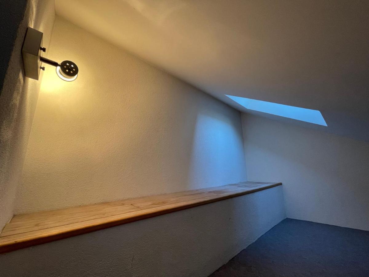 Studio Sous Les Toits Annecy Centre-Ville Luaran gambar